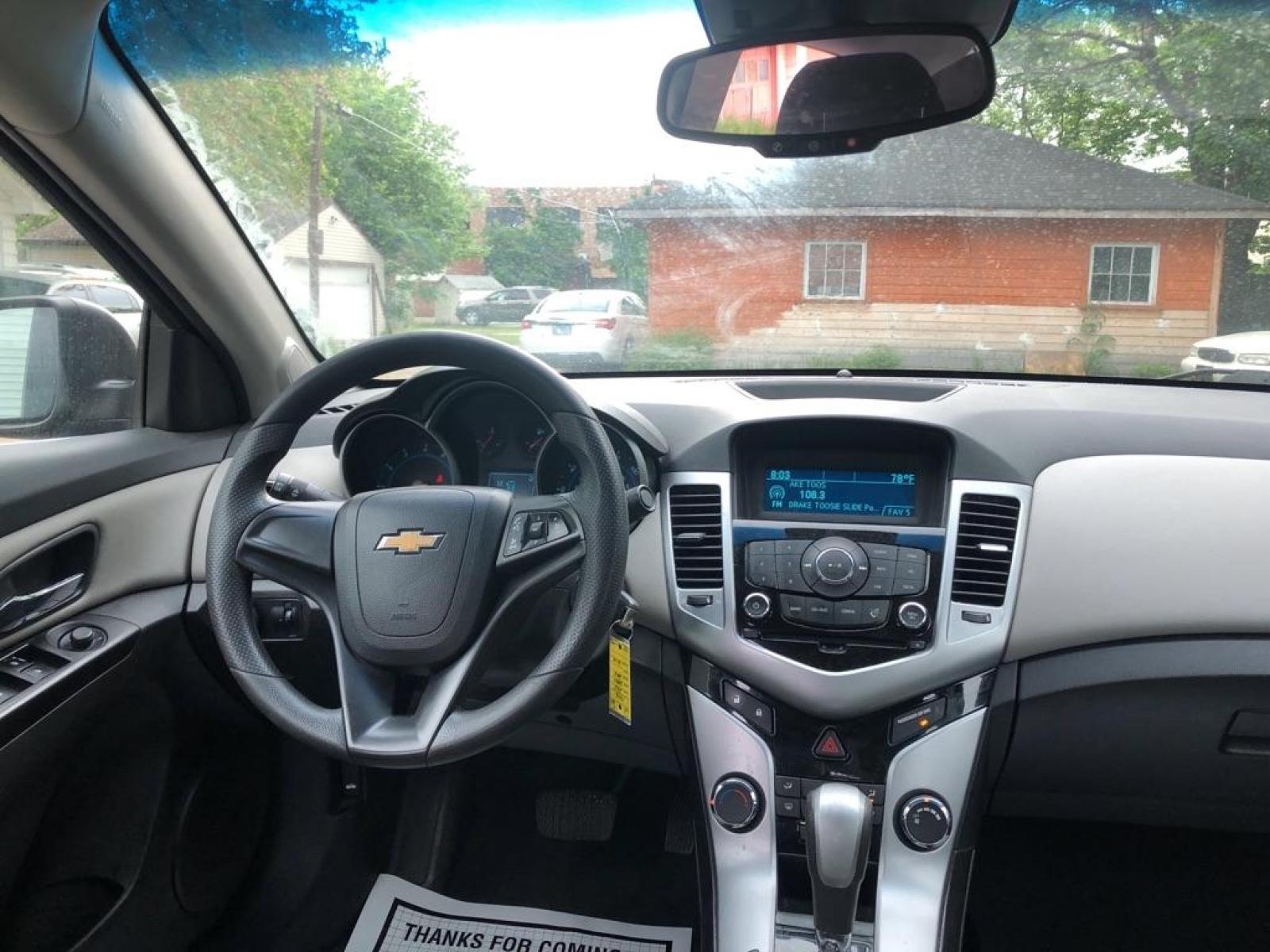 2012 BLUE CHEVROLET CRUZE LS (1G1PC5SH9C7) with an 1.8L engine, Automatic transmission, located at 1708 Broadway, Rockford, IL, 61104, (815) 397-5010, 42.252522, -89.069359 - Photo #5