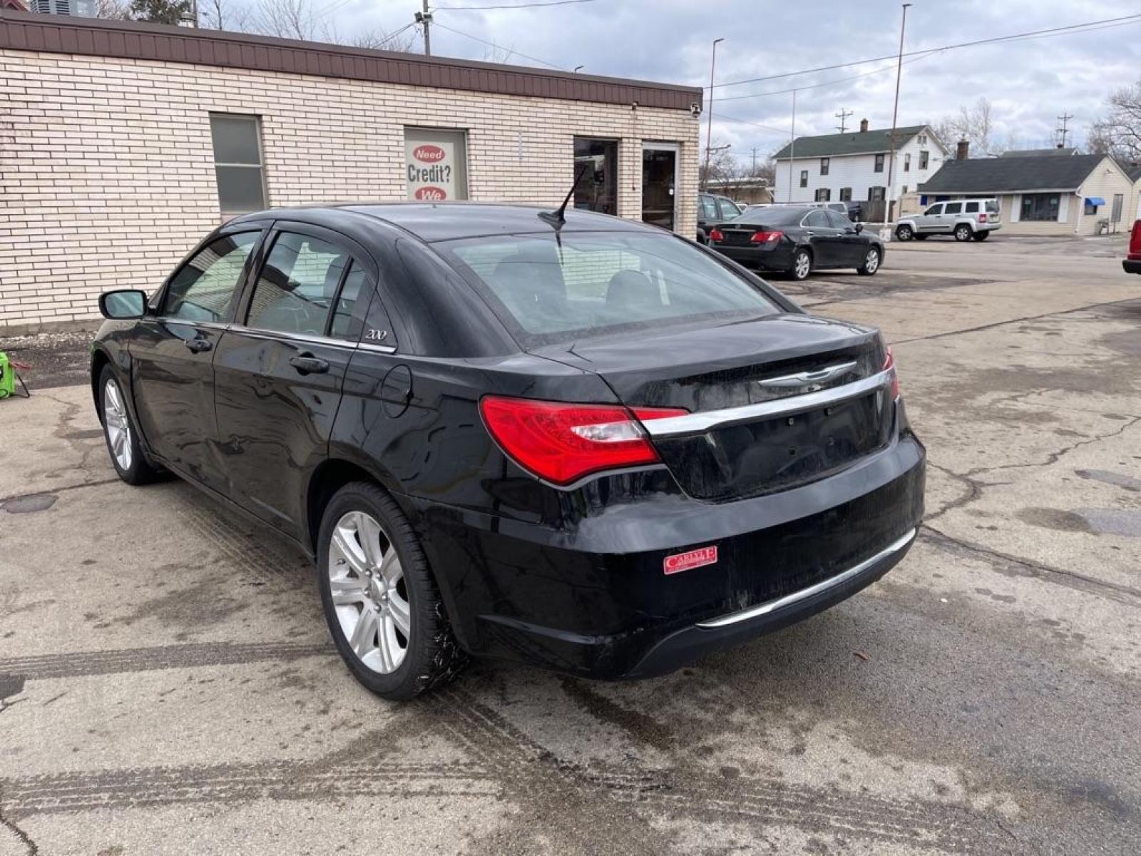 2012 BLACK CHRYSLER 200 TOURING (1C3CCBBBXCN) with an 2.4L engine, Automatic transmission, located at 1708 Broadway, Rockford, IL, 61104, (815) 397-5010, 42.252522, -89.069359 - Photo #2