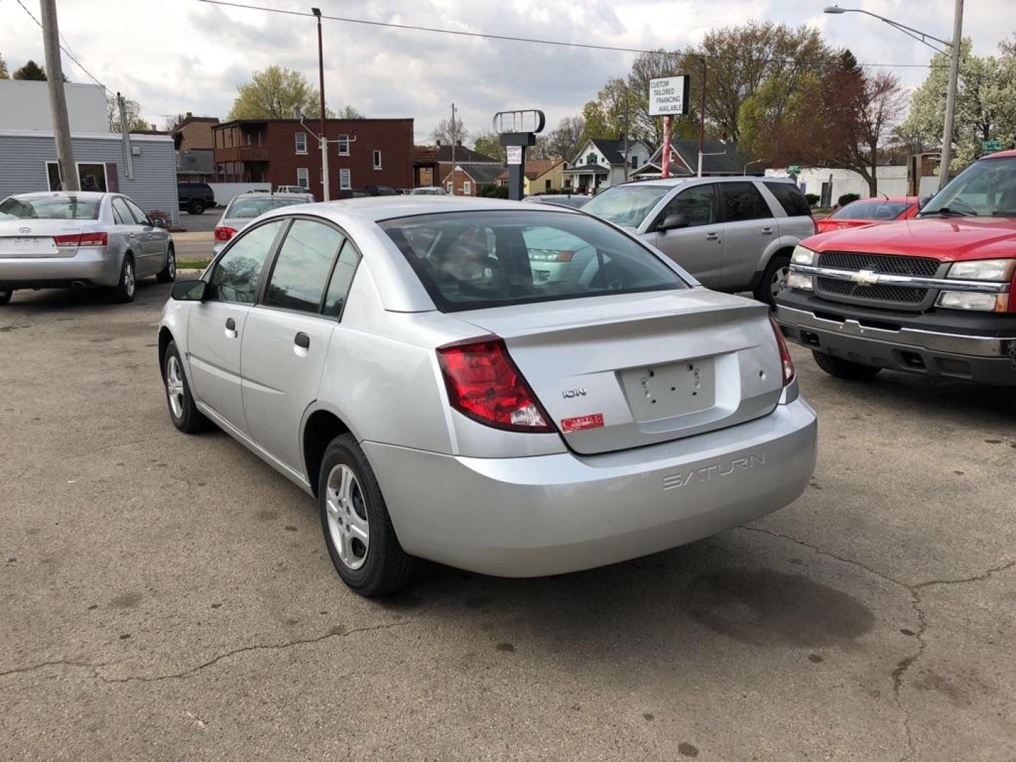 2003 SILVER SATURN ION LEVEL 1 (1G8AG52F43Z) with an 2.2L engine, Automatic transmission, located at 1708 Broadway, Rockford, IL, 61104, (815) 397-5010, 42.252522, -89.069359 - Photo#3