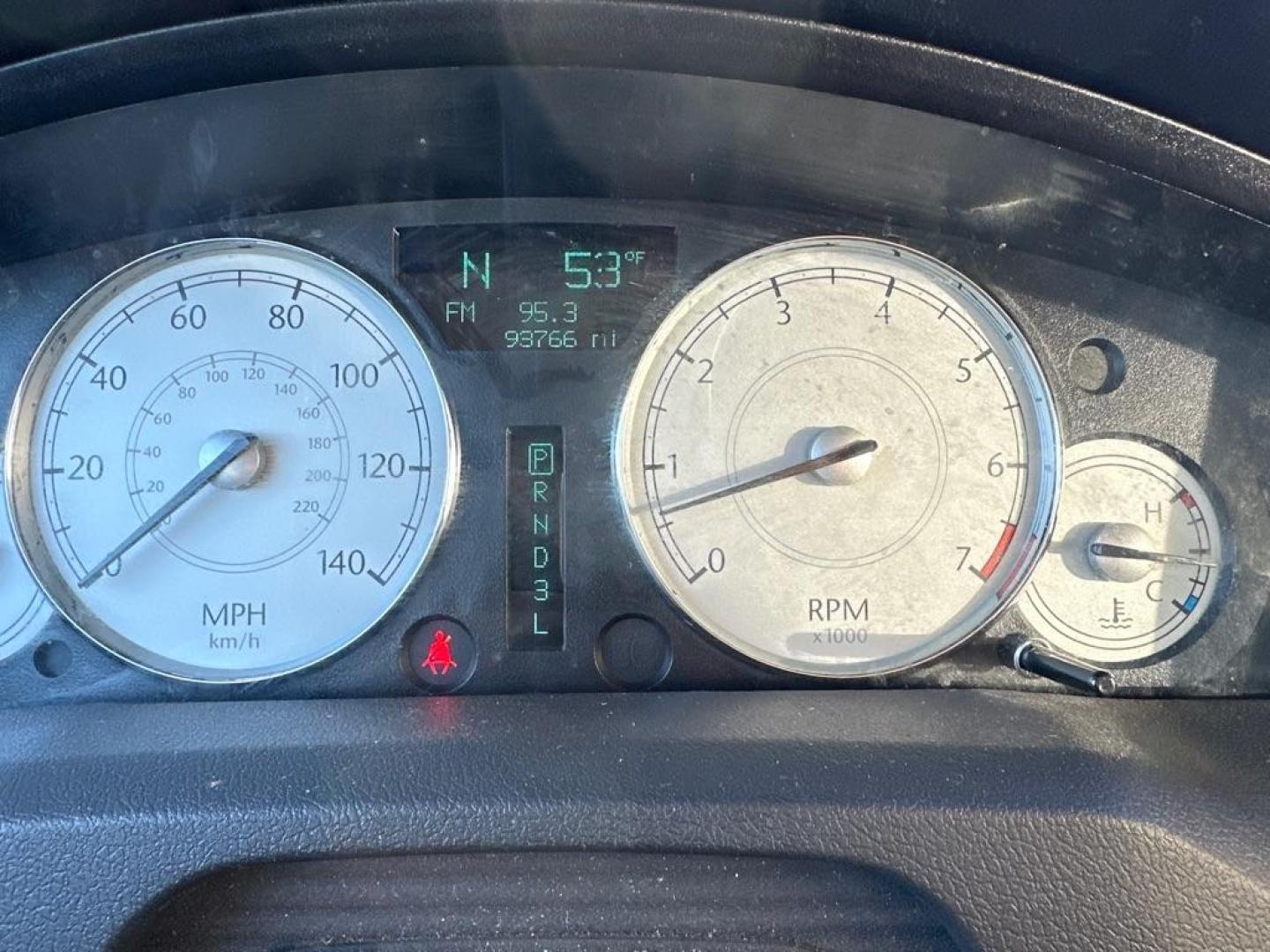 2005 SILVER CHRYSLER 300 TOURING (2C3JA53G35H) with an 3.5L engine, Automatic transmission, located at 1708 Broadway, Rockford, IL, 61104, (815) 397-5010, 42.252522, -89.069359 - Photo#7