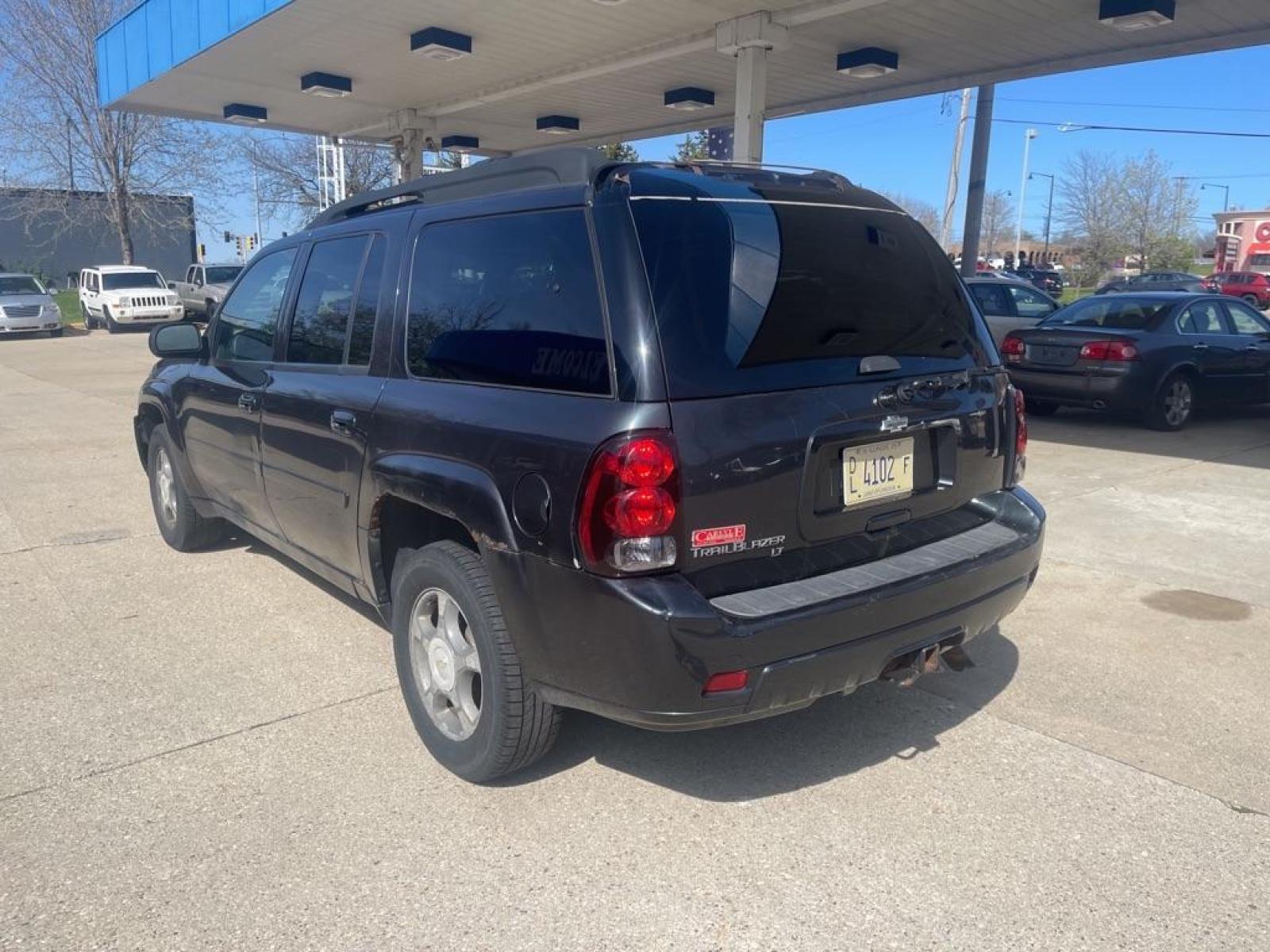 2006 GRAY CHEVROLET TRAILBLAZER EXT LS (1GNET16S766) with an 4.2L engine, Automatic transmission, located at 1708 Broadway, Rockford, IL, 61104, (815) 397-5010, 42.252522, -89.069359 - Photo #3