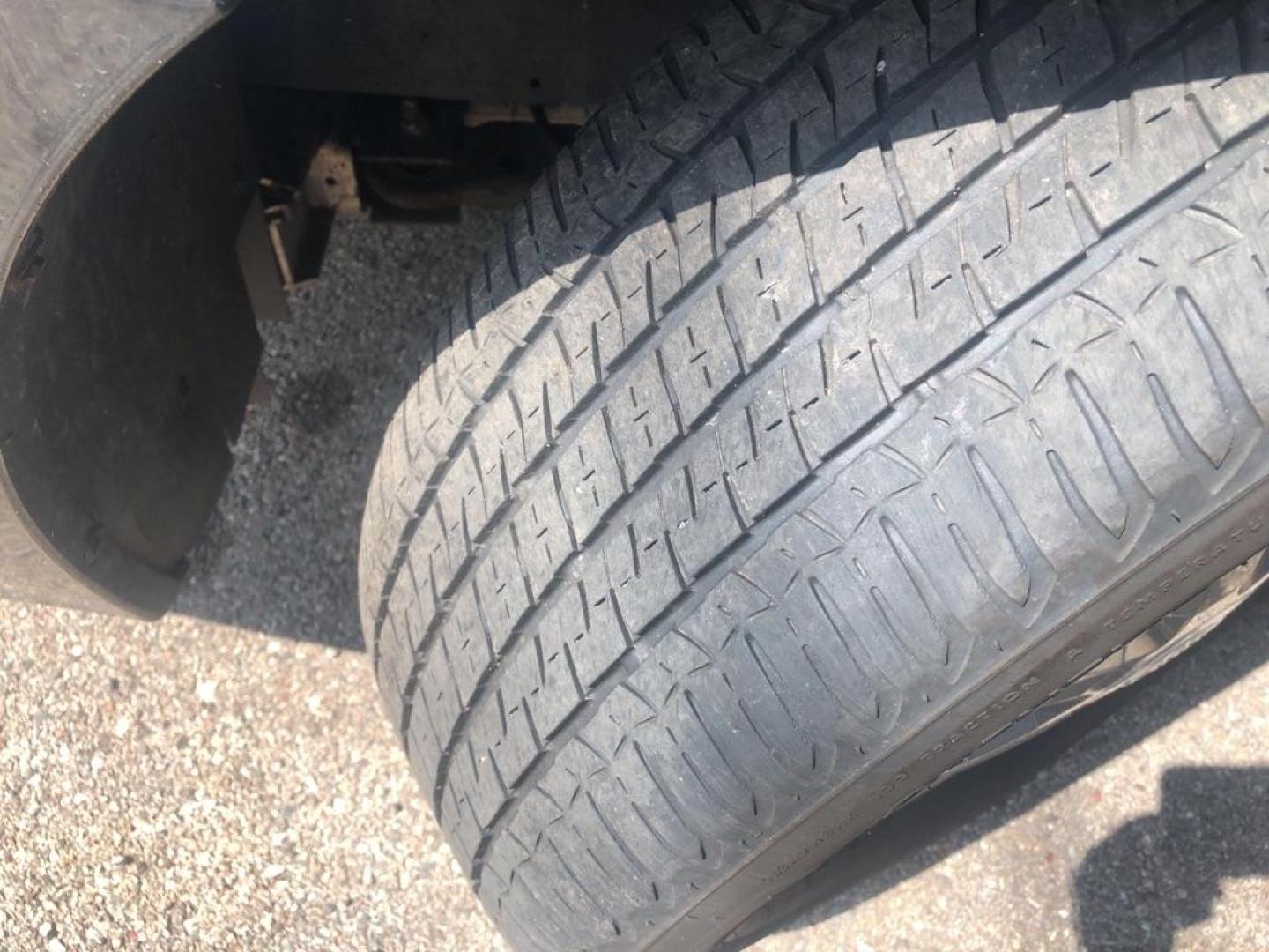 2007 BLACK BUICK LACROSSE CXL (2G4WD552171) with an 3.8L engine, Automatic transmission, located at 1708 Broadway, Rockford, IL, 61104, (815) 397-5010, 42.252522, -89.069359 - Photo#10
