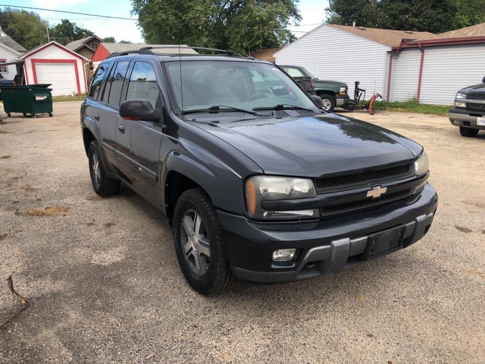 2004 GRAY CHEVROLET TRAILBLAZER LS (1GNDT13S942) with an 4.2L engine, Automatic transmission, located at 151 Alpine Road, Rockford, IL, 61108, (815) 398-5010, 42.212986, -89.029320 - Photo #1
