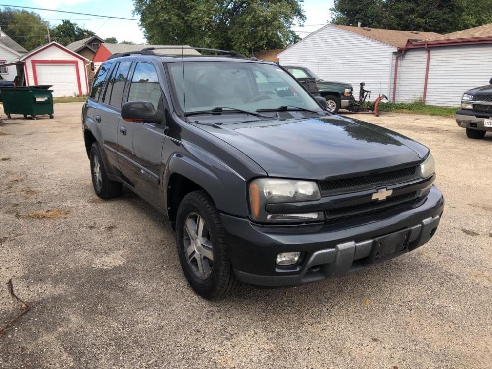 2004 GRAY CHEVROLET TRAILBLAZER LS (1GNDT13S942) with an 4.2L engine, Automatic transmission, located at 1708 Broadway, Rockford, IL, 61104, (815) 397-5010, 42.252522, -89.069359 - Photo #1