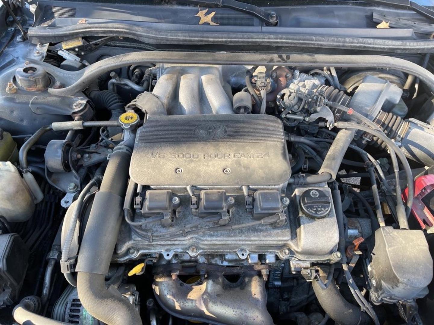 2001 GREEN TOYOTA CAMRY SOLARA SE (2T1CF28P61C) with an 3.0L engine, Automatic transmission, located at 1708 Broadway, Rockford, IL, 61104, (815) 397-5010, 42.252522, -89.069359 - Photo#8