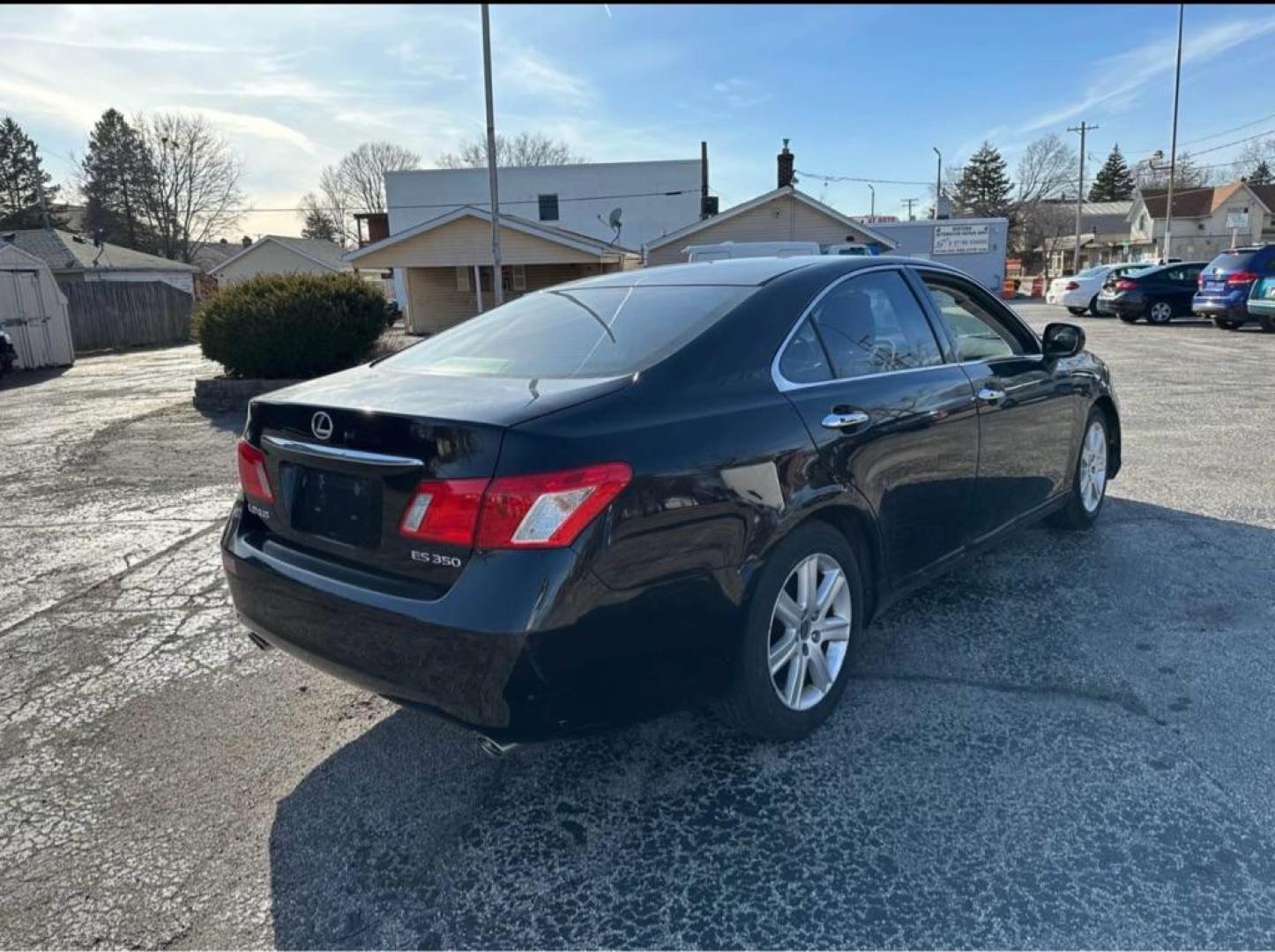 2007 BLACK LEXUS ES 350 (JTHBJ46G772) with an 3.5L engine, Automatic transmission, located at 1708 Broadway, Rockford, IL, 61104, (815) 397-5010, 42.252522, -89.069359 - Photo#2