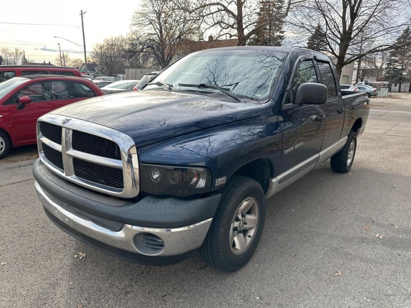 2002 BLUE DODGE RAM 1500 (1D7HU18N02S) with an 4.7L engine, Automatic transmission, located at 1708 Broadway, Rockford, IL, 61104, (815) 397-5010, 42.252522, -89.069359 - Photo#0
