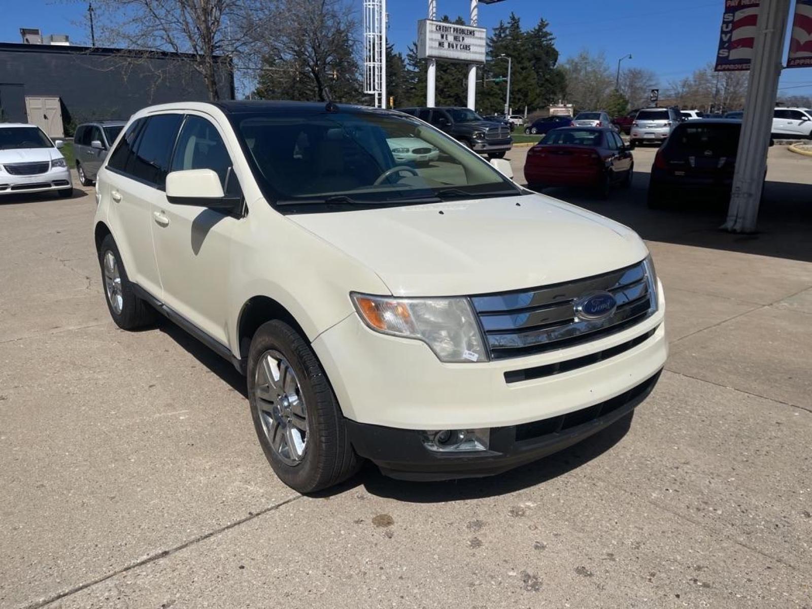 2007 WHITE FORD EDGE SEL (2FMDK48C37B) with an 3.5L engine, Automatic transmission, located at 151 Alpine Road, Rockford, IL, 61108, (815) 398-5010, 42.212986, -89.029320 - Photo #1