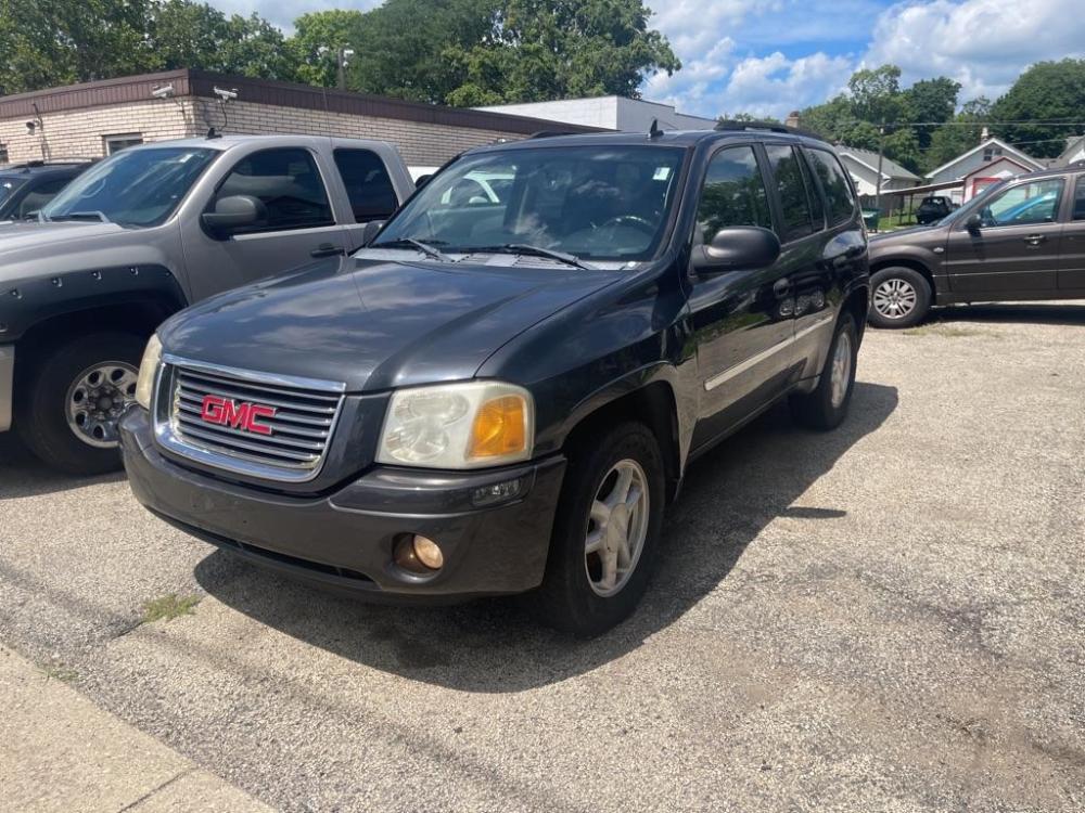 2007 GRAY GMC ENVOY (1GKDT13S272) with an 4.2L engine, Automatic transmission, located at 1708 Broadway, Rockford, IL, 61104, (815) 397-5010, 42.252522, -89.069359 - Photo #0