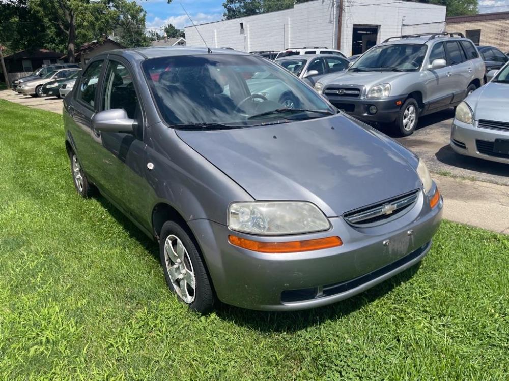 2006 SILVER CHEVROLET AVEO BASE (KL1TD56626B) with an 1.6L engine, Automatic transmission, located at 1708 Broadway, Rockford, IL, 61104, (815) 397-5010, 42.252522, -89.069359 - Photo #1
