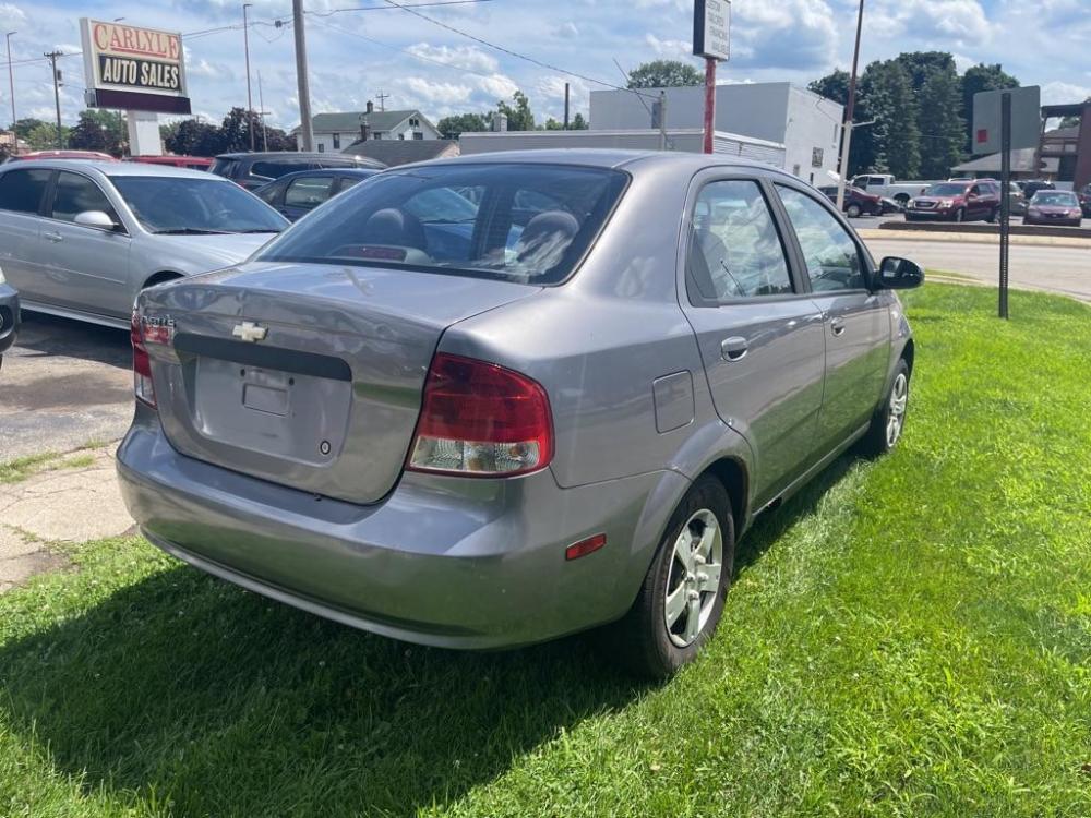 2006 SILVER CHEVROLET AVEO BASE (KL1TD56626B) with an 1.6L engine, Automatic transmission, located at 1708 Broadway, Rockford, IL, 61104, (815) 397-5010, 42.252522, -89.069359 - Photo #2
