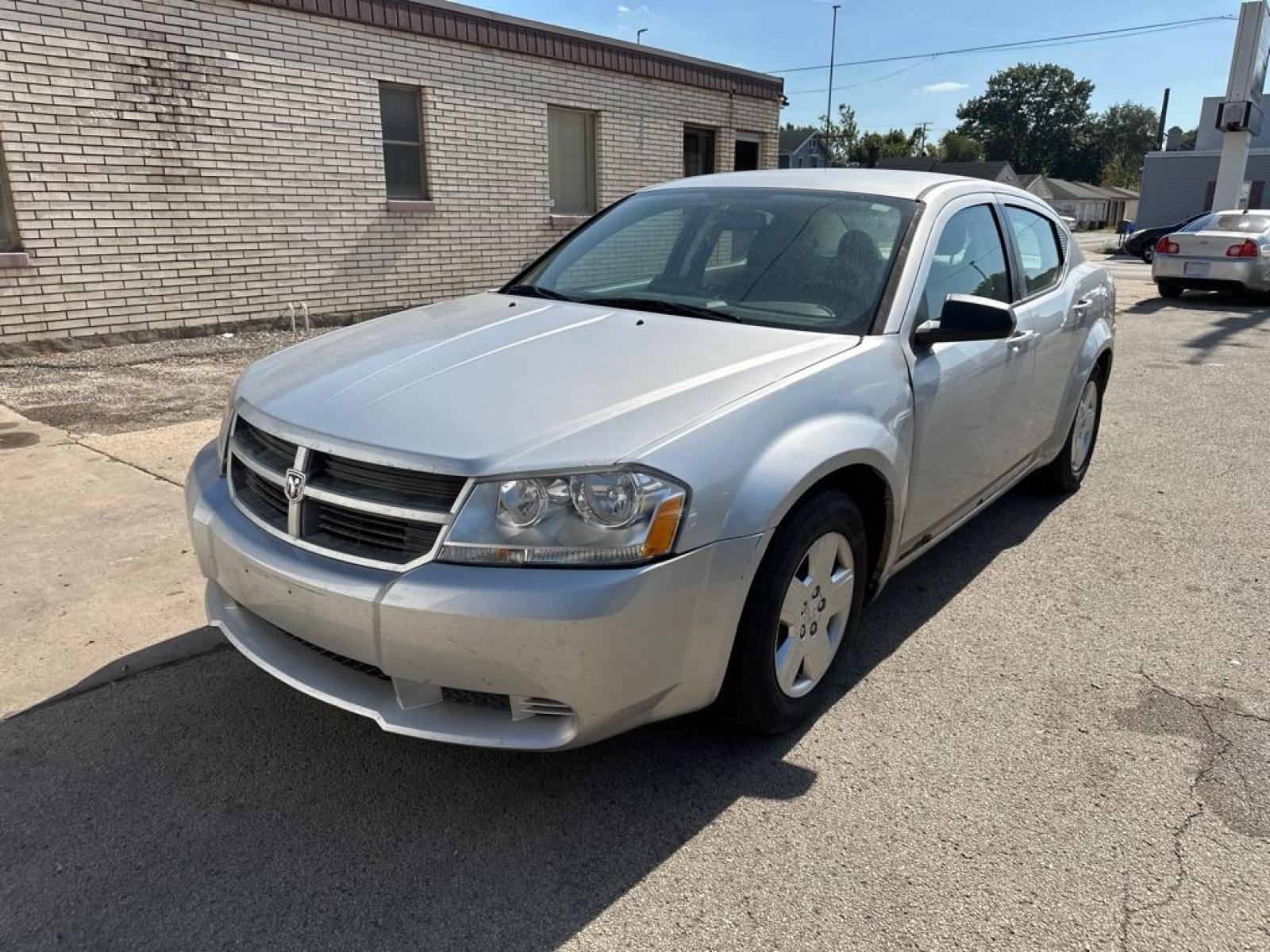 2010 SILVER DODGE AVENGER SXT (1B3CC4FB2AN) with an 2.4L engine, Automatic transmission, located at 1708 Broadway, Rockford, IL, 61104, (815) 397-5010, 42.252522, -89.069359 - Photo #0