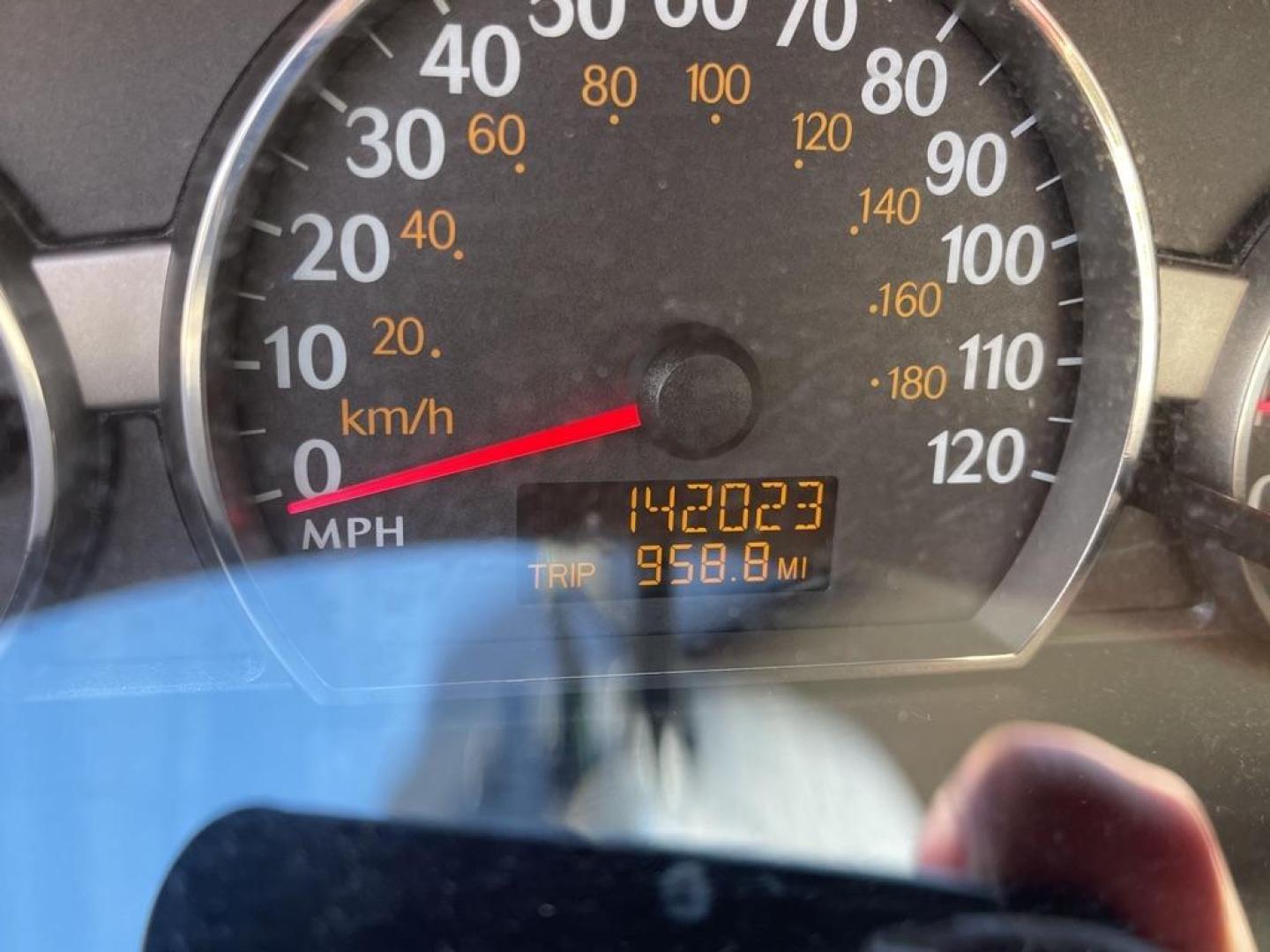 2006 GREEN SATURN ION LEVEL 2 (1G8AJ55F36Z) with an 2.2L engine, Automatic transmission, located at 1708 Broadway, Rockford, IL, 61104, (815) 397-5010, 42.252522, -89.069359 - Photo#7