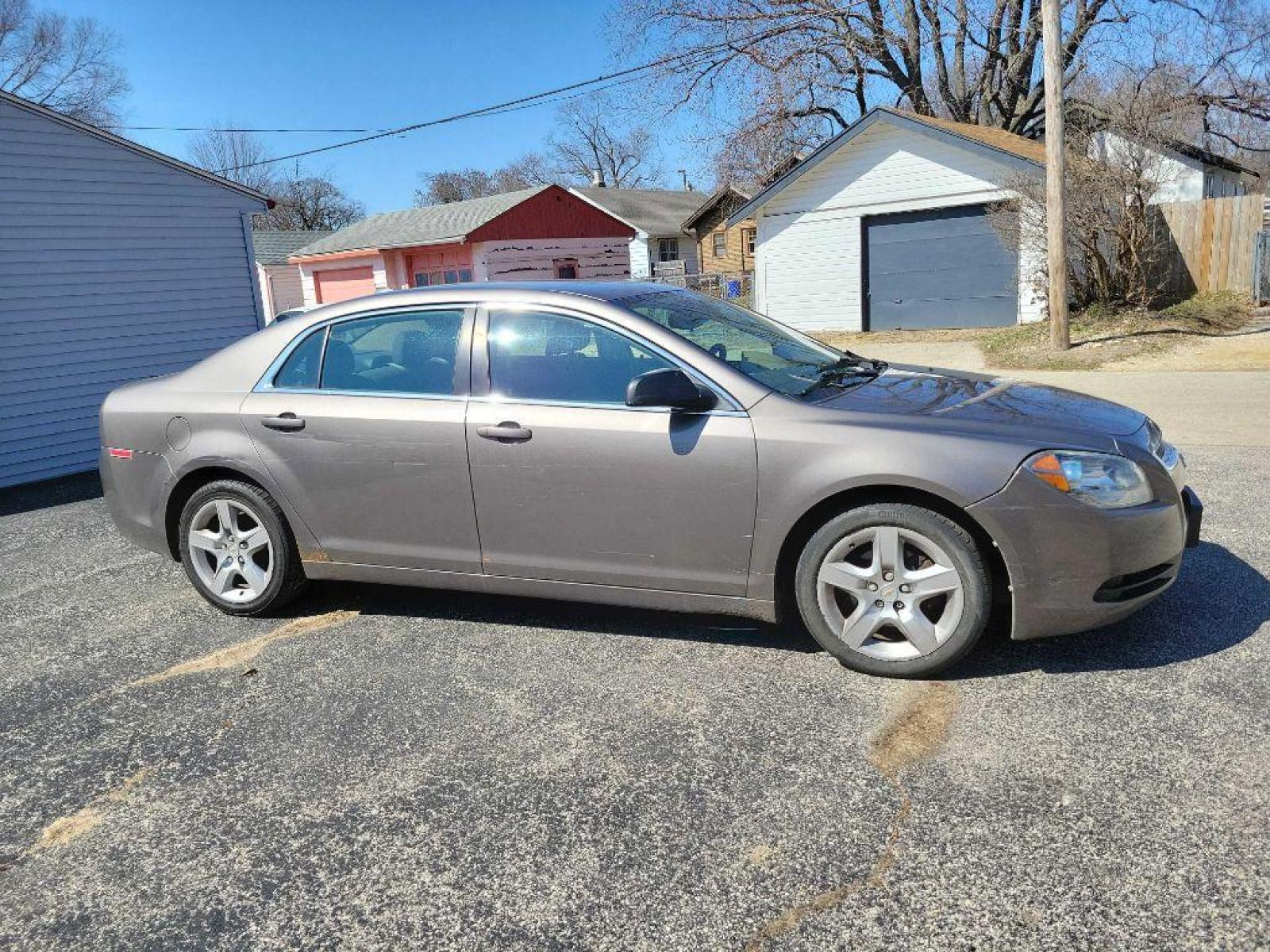 2012 BROWN CHEVROLET MALIBU LS (1G1ZB5E06CF) with an 2.4L engine, Automatic transmission, located at 151 Alpine Road, Rockford, IL, 61108, (815) 398-5010, 42.212986, -89.029320 - Photo #3