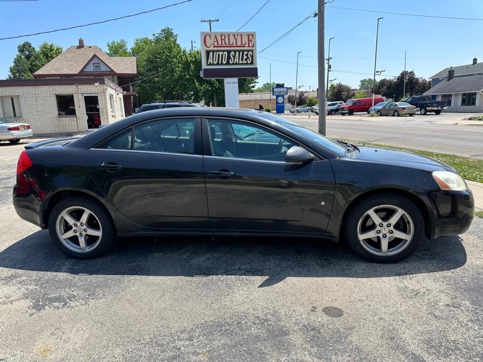 2009 BLACK PONTIAC G6 GT (1G2ZH57N794) with an 3.5L engine, Automatic transmission, located at 1708 Broadway, Rockford, IL, 61104, (815) 397-5010, 42.252522, -89.069359 - Photo #0