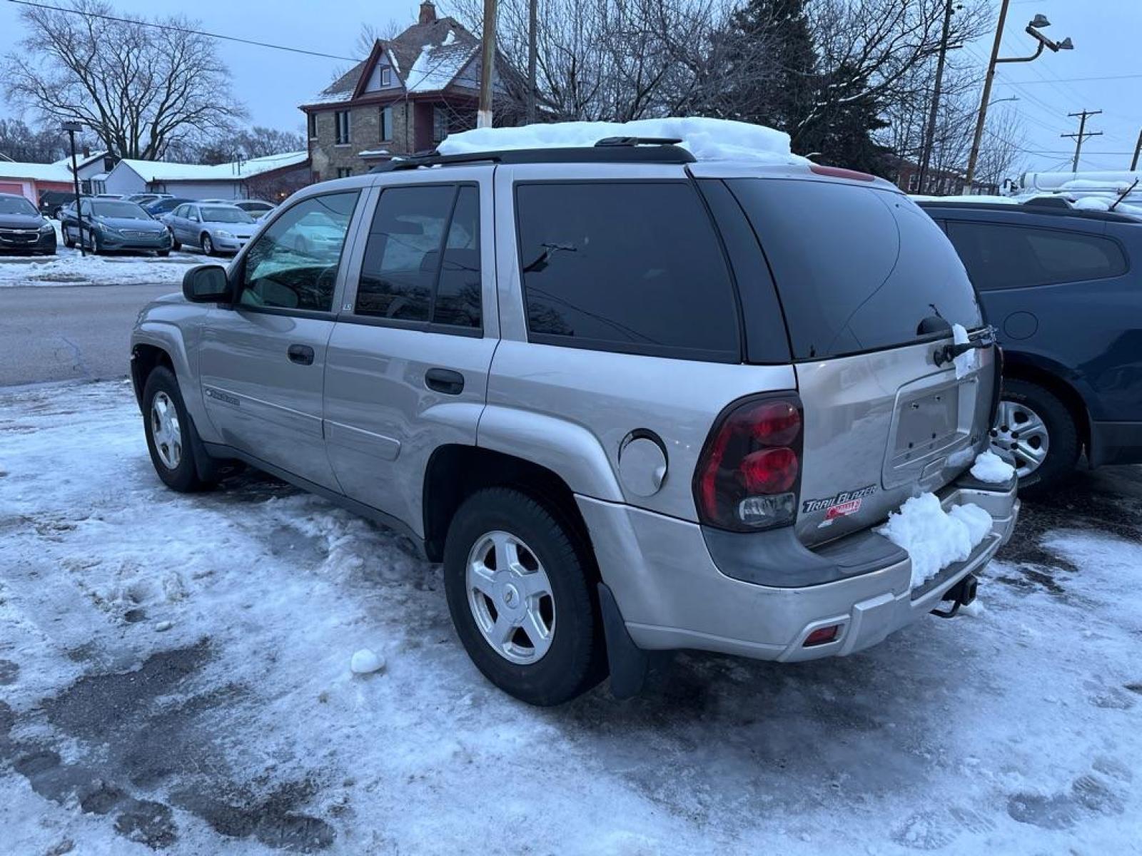 2002 TAN CHEVROLET TRAILBLAZER (1GNDT13S622) with an 4.2L engine, Automatic transmission, located at 1708 Broadway, Rockford, IL, 61104, (815) 397-5010, 42.252522, -89.069359 - Photo #1