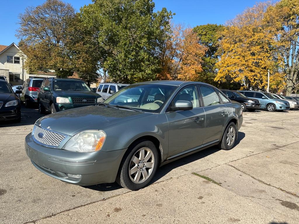 photo of 2007 FORD FIVE HUNDRED 4DR