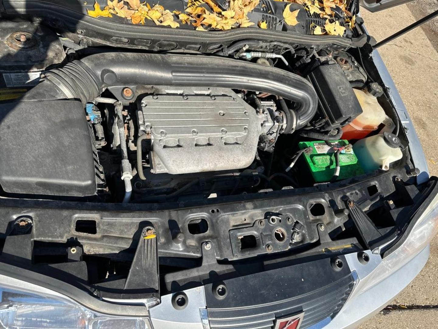 2007 SILVER SATURN VUE (5GZCZ63457S) with an 3.5L engine, Automatic transmission, located at 1708 Broadway, Rockford, IL, 61104, (815) 397-5010, 42.252522, -89.069359 - Photo#8
