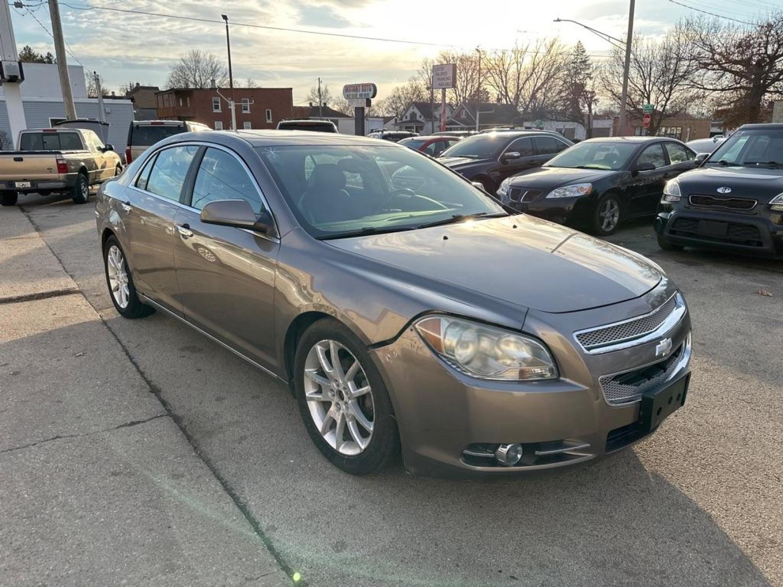 2010 GRAY CHEVROLET MALIBU LTZ (1G1ZE5E0XAF) with an 2.4L engine, Automatic transmission, located at 1708 Broadway, Rockford, IL, 61104, (815) 397-5010, 42.252522, -89.069359 - Photo #3