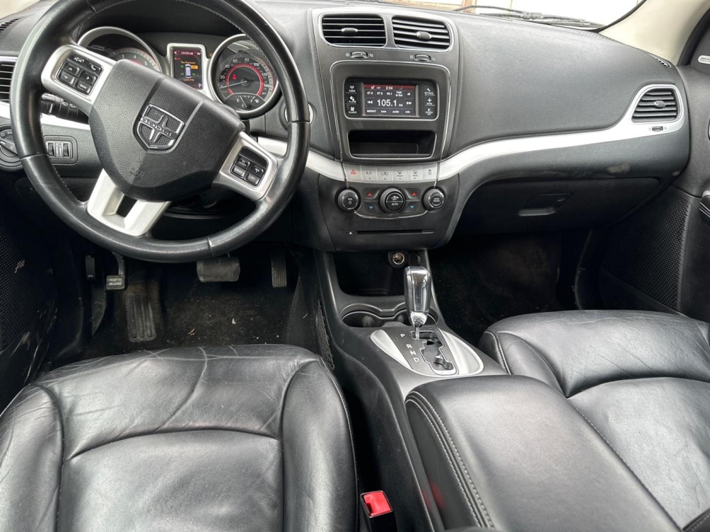 2011 SILVER DODGE JOURNEY R/T (3D4PH6FGXBT) with an 3.6L engine, Automatic transmission, located at 1708 Broadway, Rockford, IL, 61104, (815) 397-5010, 42.252522, -89.069359- Photo#6