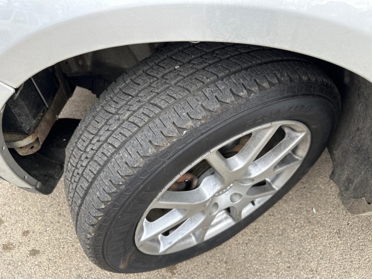 2011 SILVER DODGE JOURNEY R/T (3D4PH6FGXBT) with an 3.6L engine, Automatic transmission, located at 1708 Broadway, Rockford, IL, 61104, (815) 397-5010, 42.252522, -89.069359- Photo#10