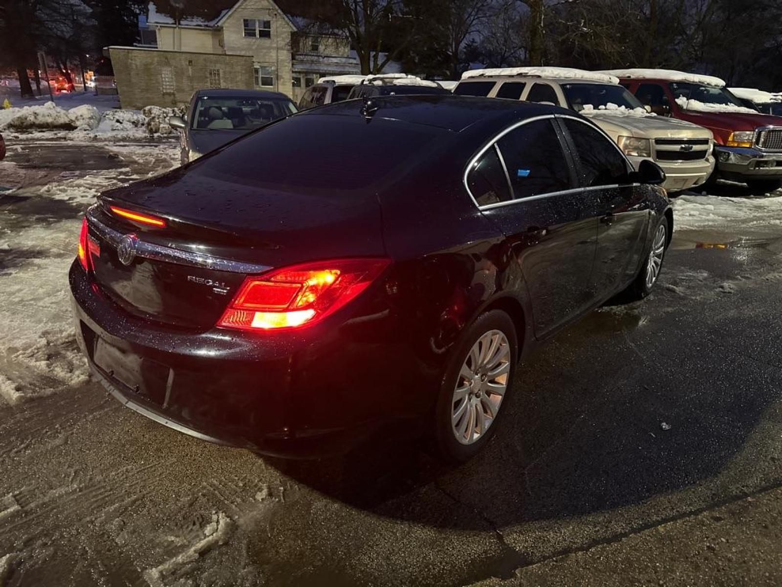 2011 BLACK BUICK REGAL CXL (2G4GN5ECXB9) with an 2.4L engine, Automatic transmission, located at 1708 Broadway, Rockford, IL, 61104, (815) 397-5010, 42.252522, -89.069359 - Photo #2