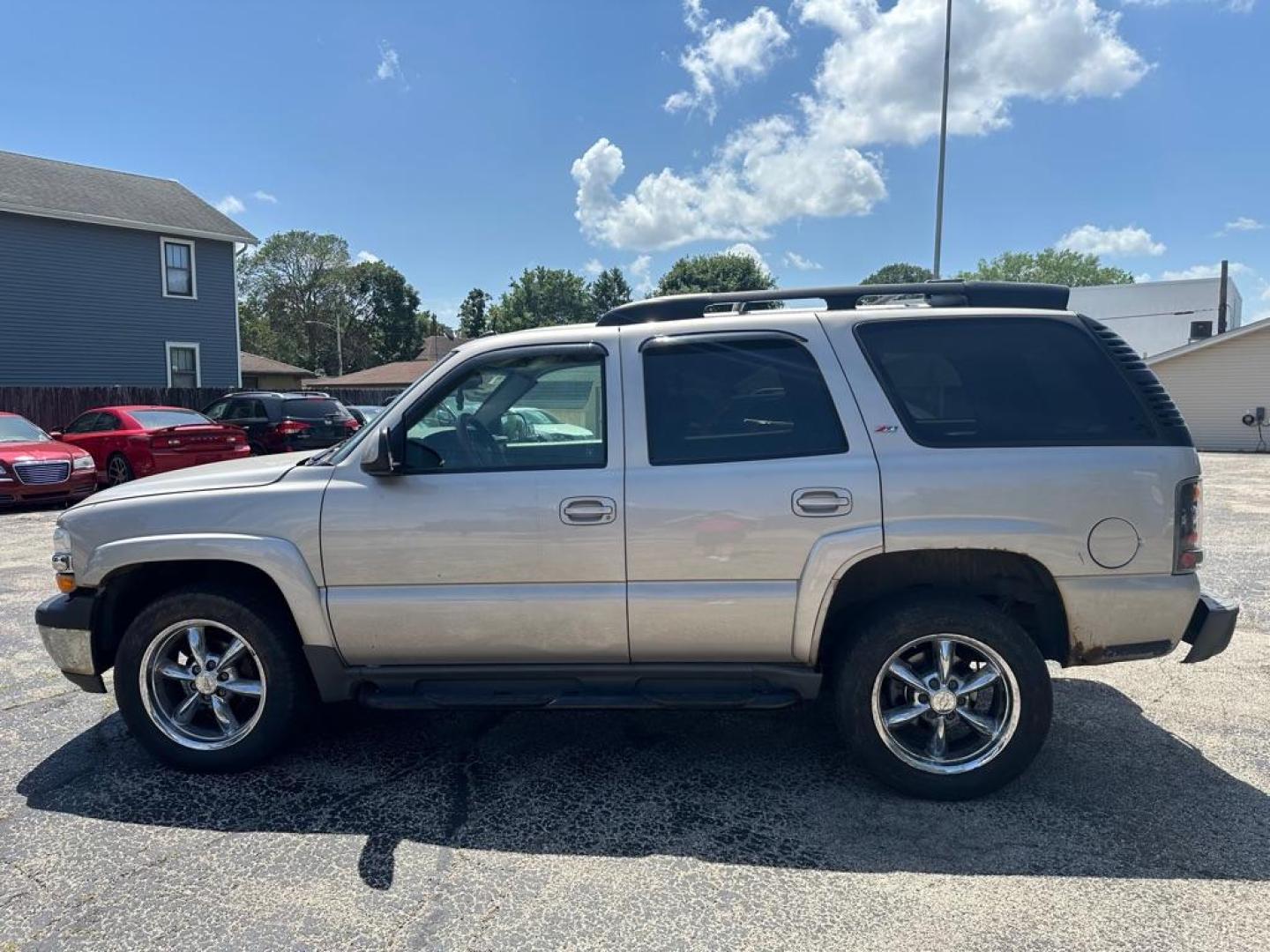 2005 TAN CHEVROLET TAHOE 1500 (1GNEK13T05R) with an 5.3L engine, Automatic transmission, located at 1708 Broadway, Rockford, IL, 61104, (815) 397-5010, 42.252522, -89.069359 - Photo#7