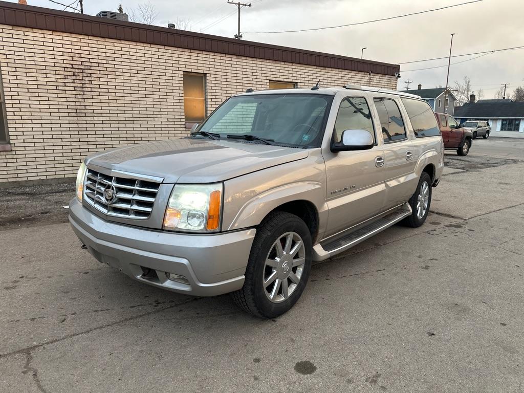 photo of 2004 CADILLAC ESCALADE 4DR