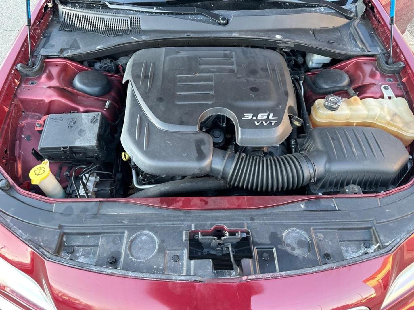 2013 RED CHRYSLER 300 (2C3CCAAG7DH) with an 3.6L engine, Automatic transmission, located at 1708 Broadway, Rockford, IL, 61104, (815) 397-5010, 42.252522, -89.069359 - Photo#11