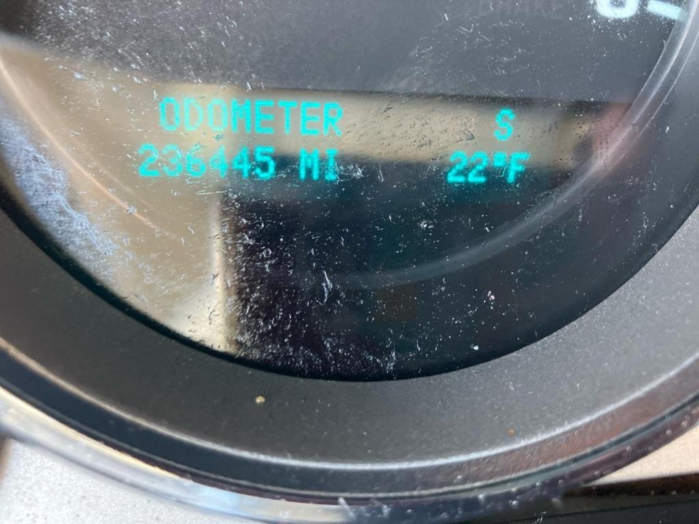 2009 GRAY CHEVROLET SILVERADO 1500 LT (1GCEK29079Z) with an 5.3L engine, Automatic transmission, located at 1708 Broadway, Rockford, IL, 61104, (815) 397-5010, 42.252522, -89.069359 - Photo#7