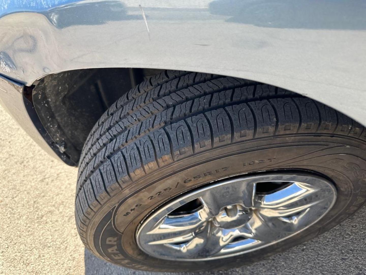 2010 BLUE TOYOTA RAV4 (2T3JF4DV8AW) with an 2.5L engine, Automatic transmission, located at 1708 Broadway, Rockford, IL, 61104, (815) 397-5010, 42.252522, -89.069359 - Photo#10