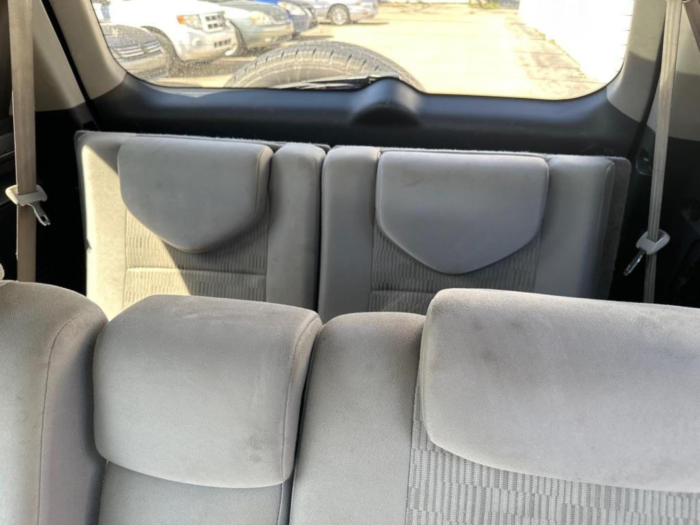 2010 BLUE TOYOTA RAV4 (2T3JF4DV8AW) with an 2.5L engine, Automatic transmission, located at 1708 Broadway, Rockford, IL, 61104, (815) 397-5010, 42.252522, -89.069359 - Photo#6