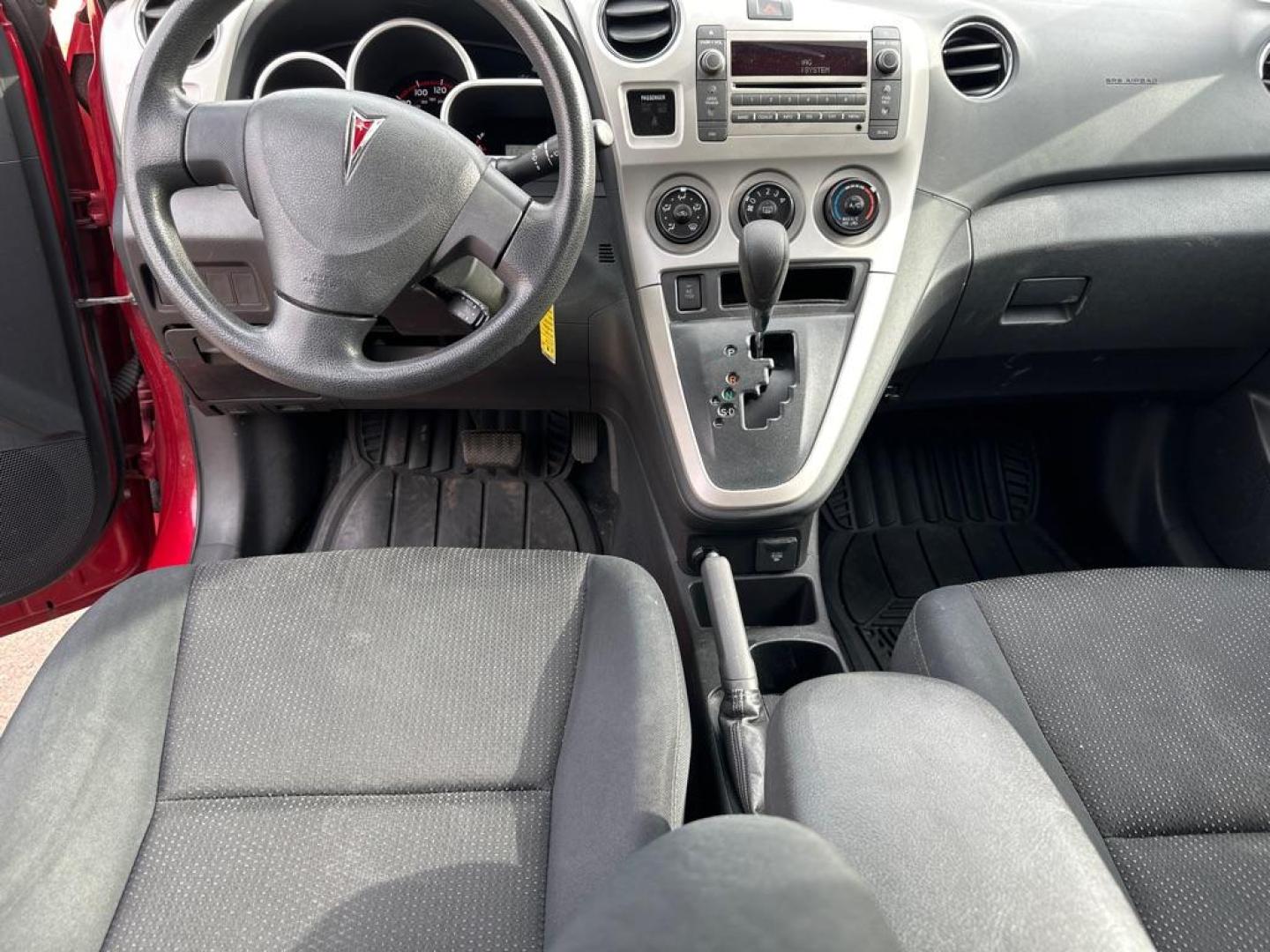 2009 RED PONTIAC VIBE (5Y2SP67019Z) with an 2.4L engine, Automatic transmission, located at 1708 Broadway, Rockford, IL, 61104, (815) 397-5010, 42.252522, -89.069359 - Photo#7