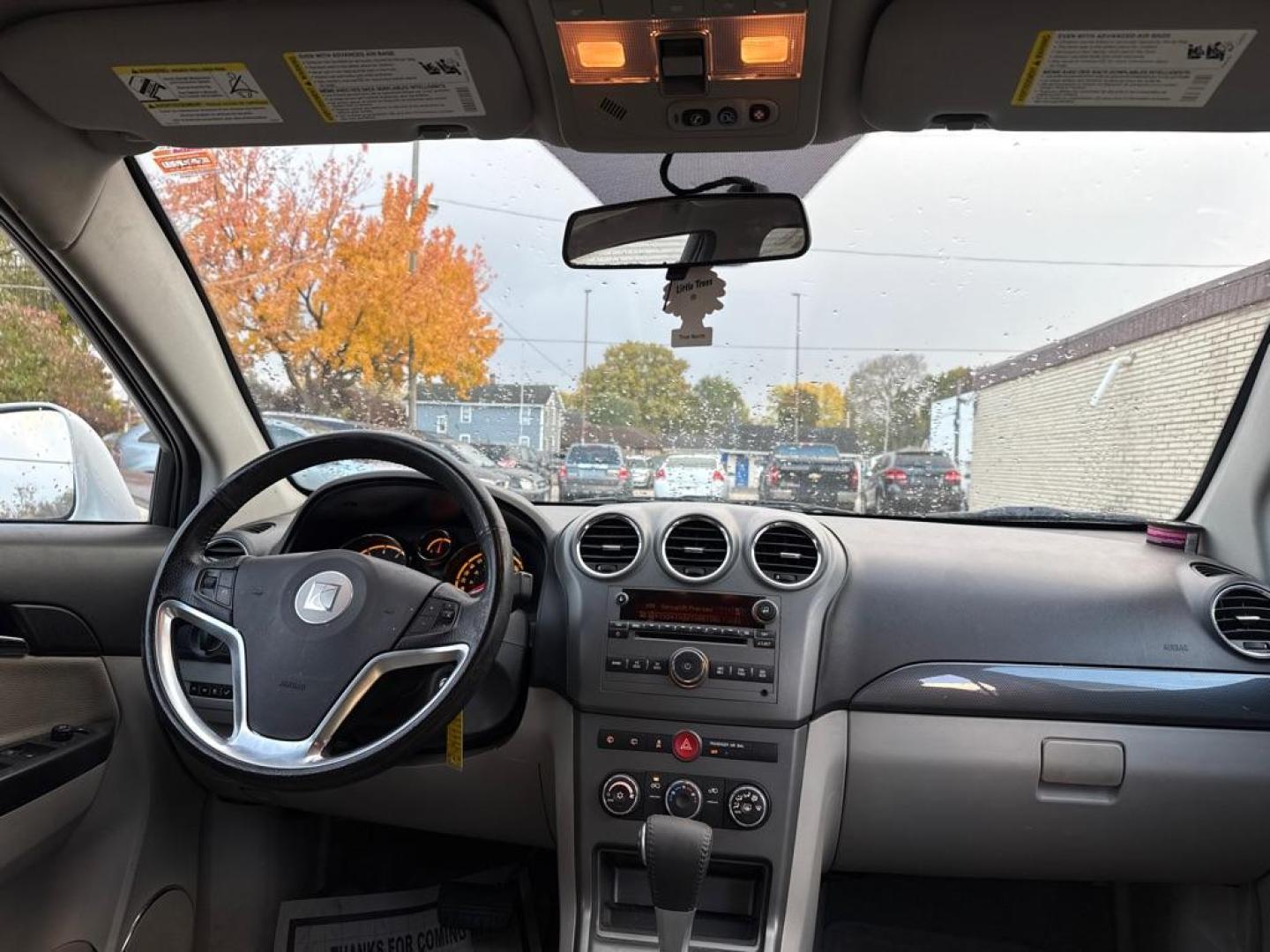 2009 WHITE SATURN VUE XE (3GSCL33P59S) with an 2.4L engine, Automatic transmission, located at 1708 Broadway, Rockford, IL, 61104, (815) 397-5010, 42.252522, -89.069359 - Photo#5