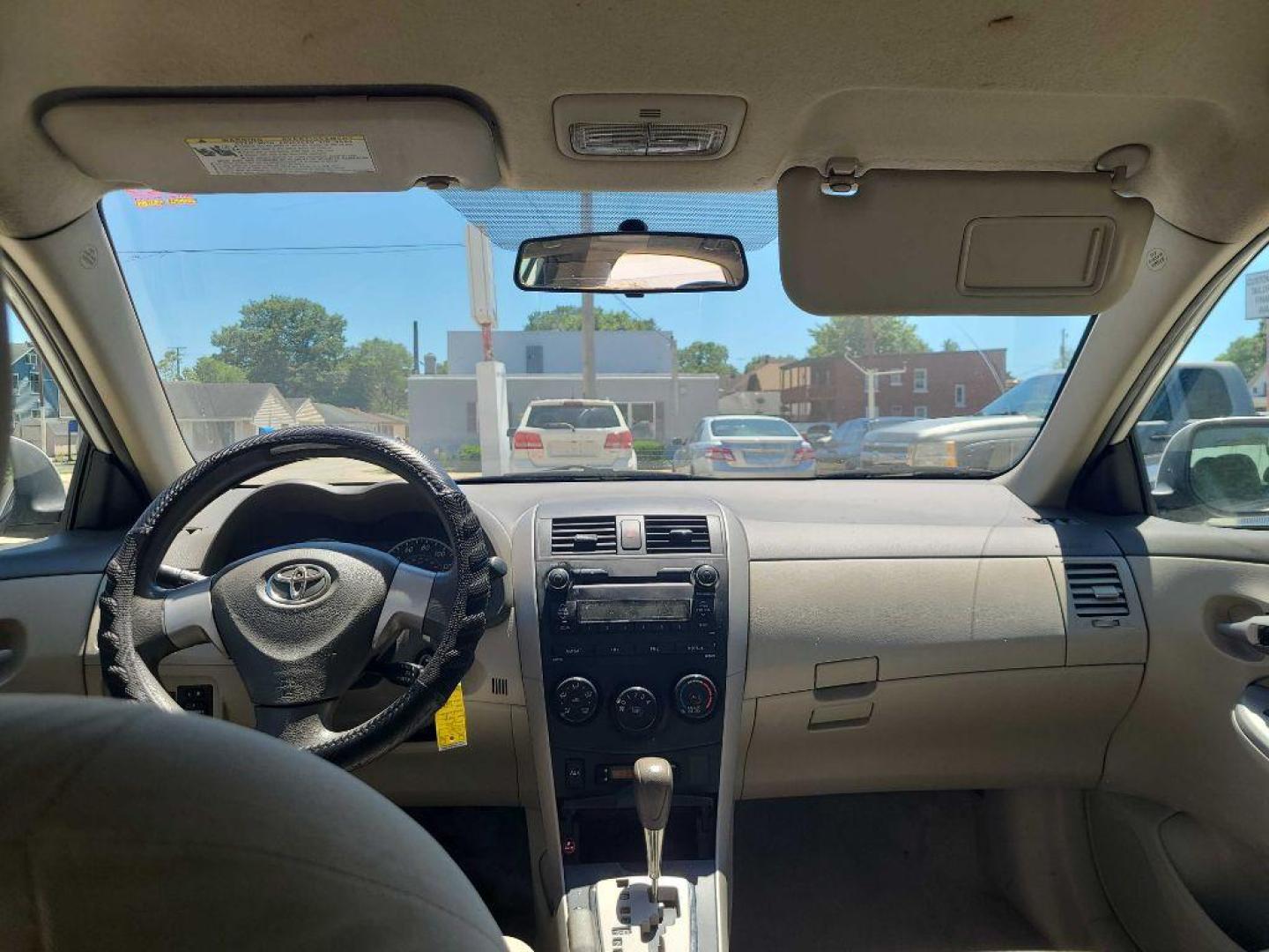 2010 WHITE TOYOTA COROLLA BASE (1NXBU4EE7AZ) with an 1.8L engine, Automatic transmission, located at 1708 Broadway, Rockford, IL, 61104, (815) 397-5010, 42.252522, -89.069359 - Photo#11