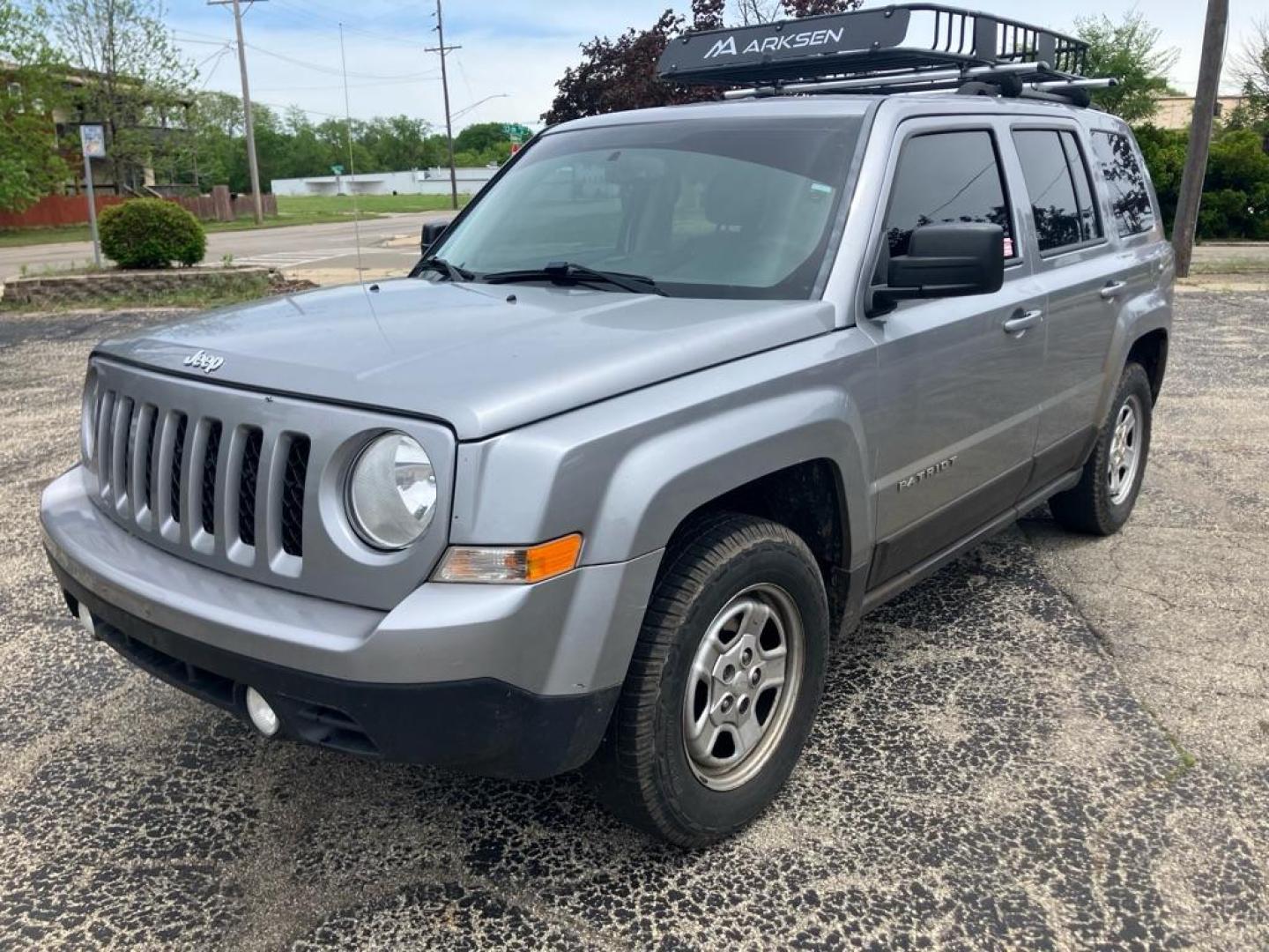 2016 GRAY JEEP PATRIOT SPORT (1C4NJRBB2GD) with an 2.4L engine, Continuously Variable transmission, located at 1708 Broadway, Rockford, IL, 61104, (815) 397-5010, 42.252522, -89.069359 - Photo#0