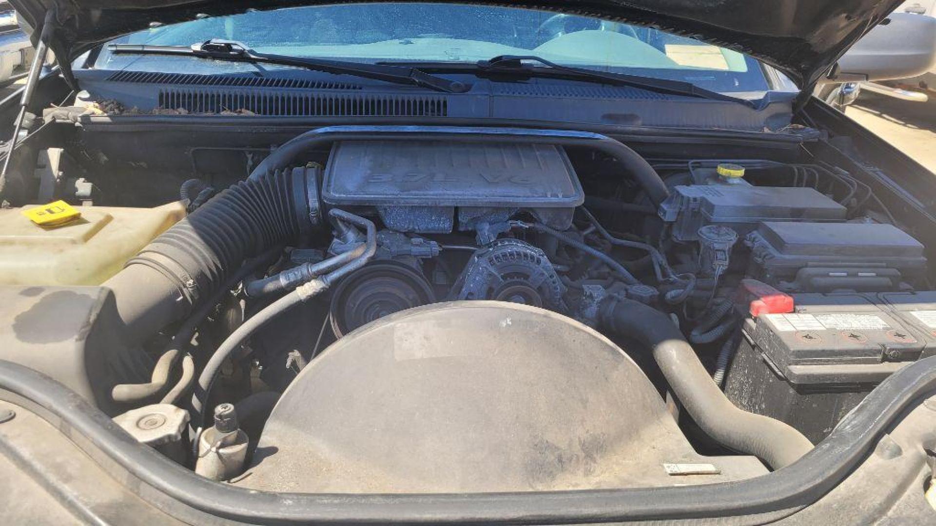 2010 BLACK JEEP GRAND CHEROKEE LAREDO (1J4PR4GKXAC) with an 3.7L engine, Automatic transmission, located at 1708 Broadway, Rockford, IL, 61104, (815) 397-5010, 42.252522, -89.069359 - Photo#2