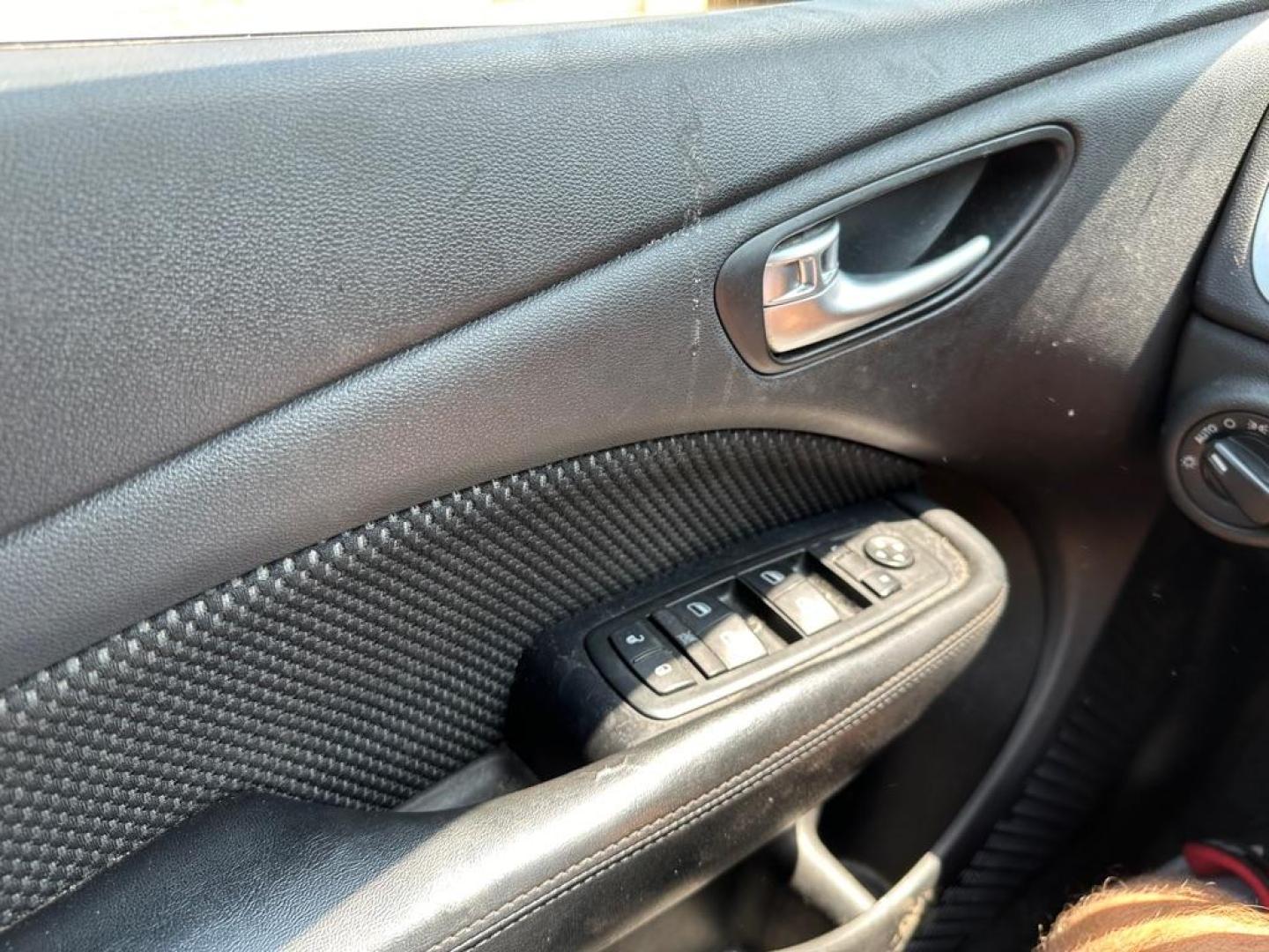 2015 GRAY DODGE DART SXT (1C3CDFBB3FD) with an 2.4L engine, Automatic transmission, located at 1708 Broadway, Rockford, IL, 61104, (815) 397-5010, 42.252522, -89.069359 - Photo#8