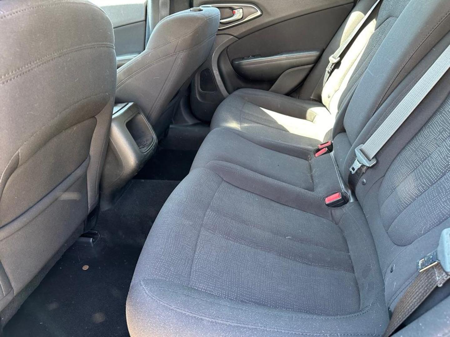 2015 WHITE CHRYSLER 200 LIMITED (1C3CCCAB0FN) with an 2.4L engine, Automatic transmission, located at 1708 Broadway, Rockford, IL, 61104, (815) 397-5010, 42.252522, -89.069359 - Photo#3