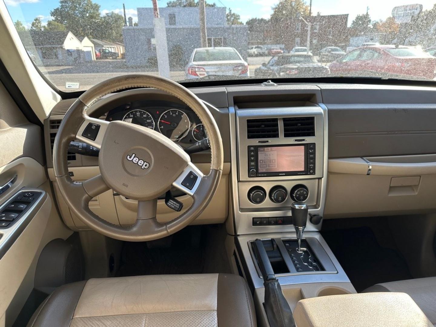 2008 WHITE JEEP LIBERTY LIMITED (1J8GN58K98W) with an 3.7L engine, Automatic transmission, located at 1708 Broadway, Rockford, IL, 61104, (815) 397-5010, 42.252522, -89.069359- Photo#8