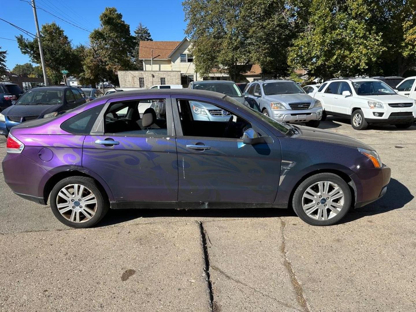2008 BLUE FORD FOCUS SE (1FAHP35N68W) with an 2.0L engine, Automatic transmission, located at 1708 Broadway, Rockford, IL, 61104, (815) 397-5010, 42.252522, -89.069359 - Photo#3