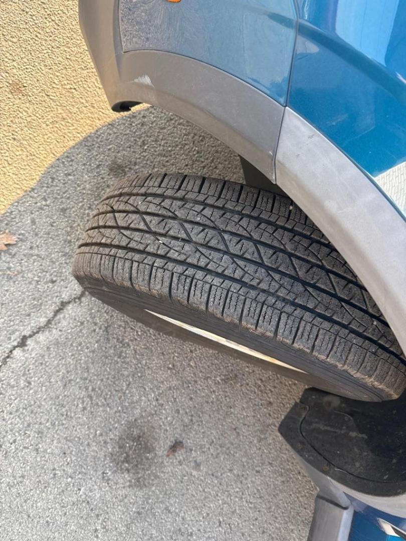 2009 BLUE SATURN VUE XE (3GSCL33PX9S) with an 2.4L engine, Automatic transmission, located at 1708 Broadway, Rockford, IL, 61104, (815) 397-5010, 42.252522, -89.069359 - Photo#10