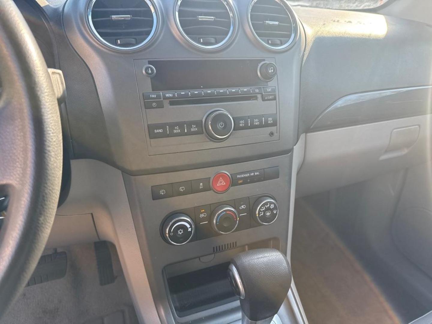 2009 BLUE SATURN VUE XE (3GSCL33PX9S) with an 2.4L engine, Automatic transmission, located at 1708 Broadway, Rockford, IL, 61104, (815) 397-5010, 42.252522, -89.069359 - Photo#6