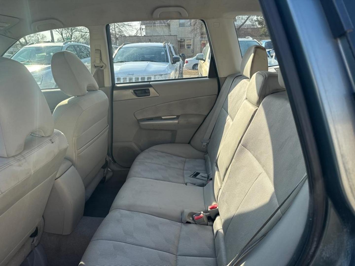 2010 GREEN SUBARU FORESTER 2.5X (JF2SH6AC4AH) with an 2.5L engine, Automatic transmission, located at 1708 Broadway, Rockford, IL, 61104, (815) 397-5010, 42.252522, -89.069359 - Photo#4