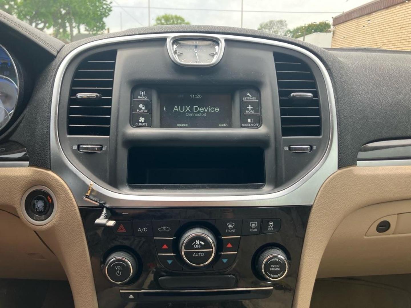 2012 GRAY CHRYSLER 300 (2C3CCAAG2CH) with an 3.6L engine, Automatic transmission, located at 1708 Broadway, Rockford, IL, 61104, (815) 397-5010, 42.252522, -89.069359 - Photo#8