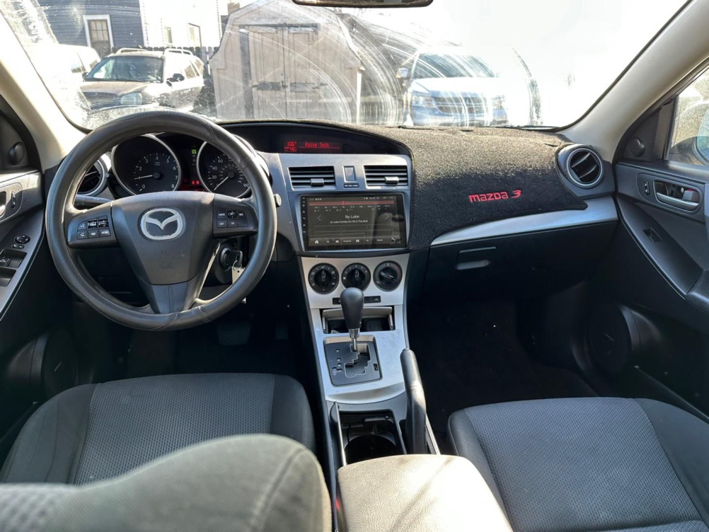 2010 BLACK MAZDA 3 I (JM1BL1SFXA1) with an 2.0L engine, Automatic transmission, located at 1708 Broadway, Rockford, IL, 61104, (815) 397-5010, 42.252522, -89.069359- Photo#6