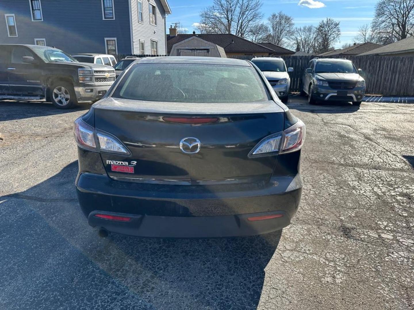 2010 BLACK MAZDA 3 I (JM1BL1SFXA1) with an 2.0L engine, Automatic transmission, located at 1708 Broadway, Rockford, IL, 61104, (815) 397-5010, 42.252522, -89.069359 - Photo#3