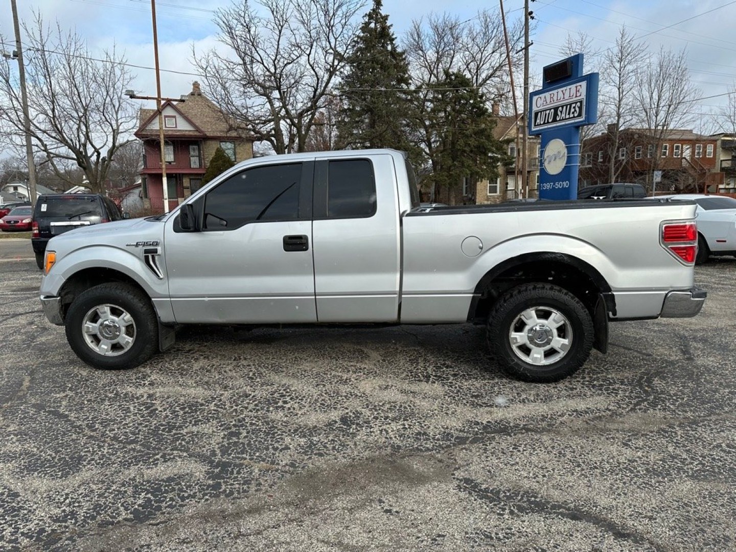 2012 SILVER FORD F150 SUPER CAB (1FTFX1CF0CF) with an 5.0L engine, Automatic transmission, located at 1708 Broadway, Rockford, IL, 61104, (815) 397-5010, 42.252522, -89.069359- Photo#7