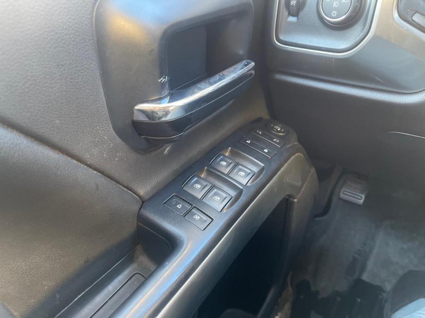 2014 BLACK CHEVROLET SILVERADO 1500 LT (3GCUKREC6EG) with an 5.3L engine, Automatic transmission, located at 1708 Broadway, Rockford, IL, 61104, (815) 397-5010, 42.252522, -89.069359 - Photo#9