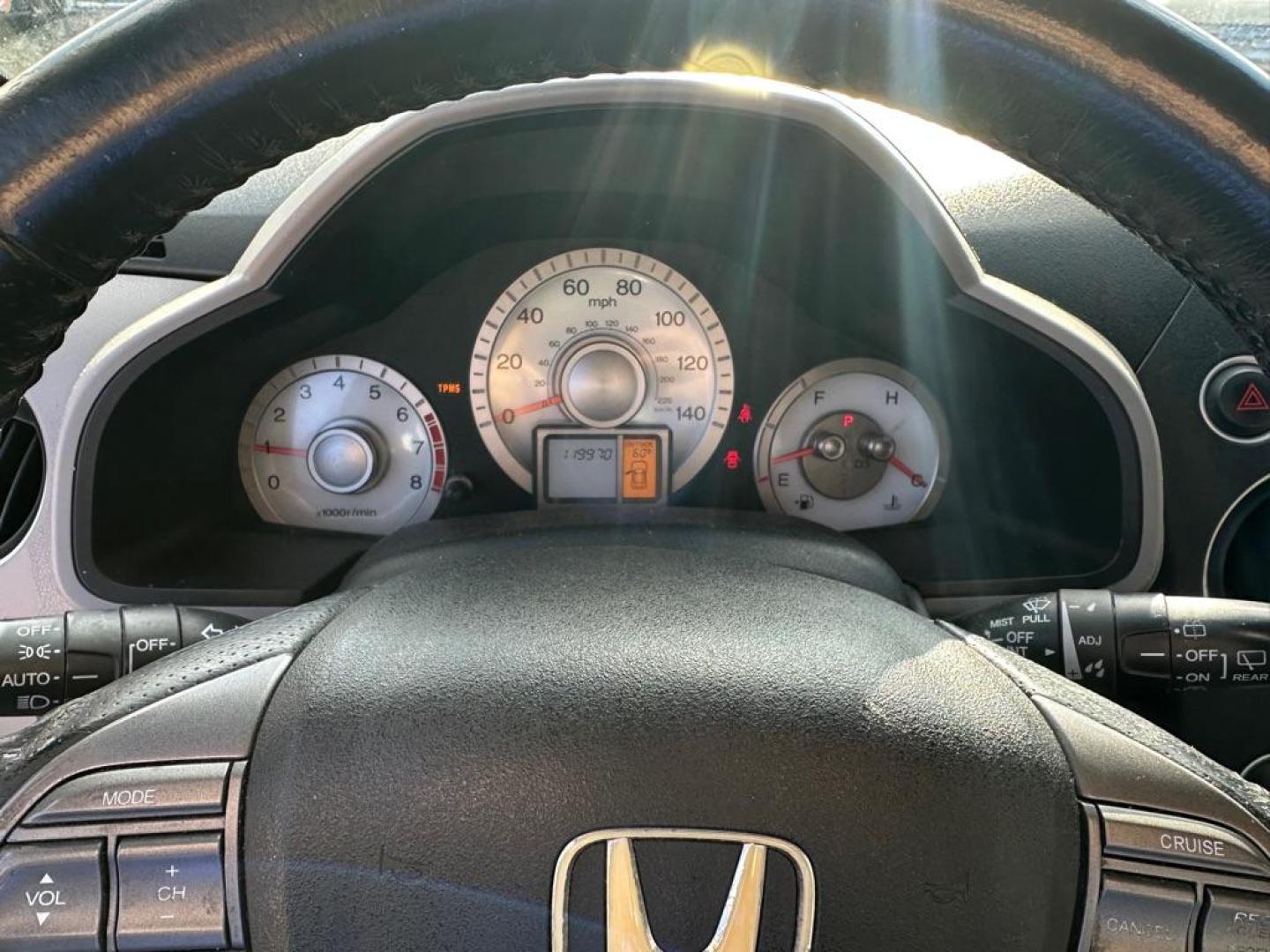 2010 BLACK HONDA PILOT EXL (5FNYF4H58AB) with an 3.5L engine, Automatic transmission, located at 1708 Broadway, Rockford, IL, 61104, (815) 397-5010, 42.252522, -89.069359 - Photo#12